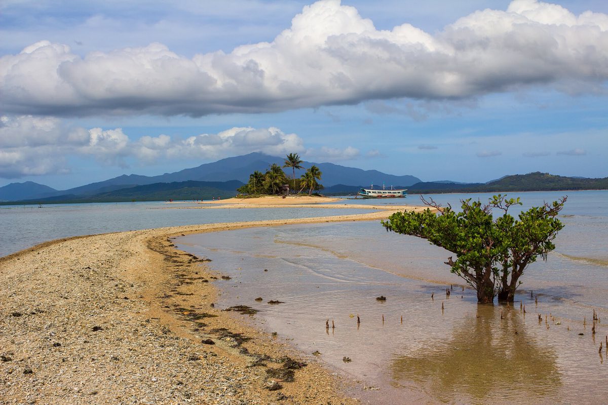 Barlas Island in Honda Bay, Palawan